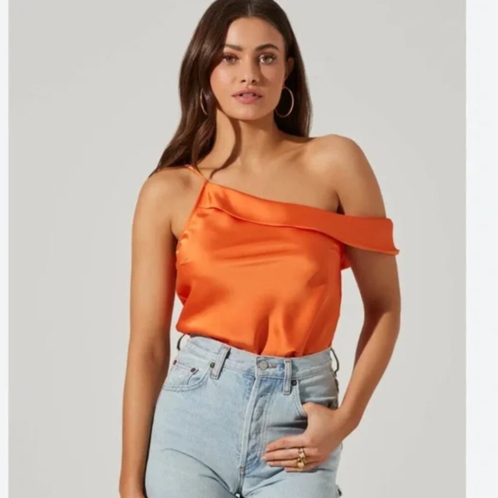 ASTR the Label Shion Off Shoulder Top - Orange - Large